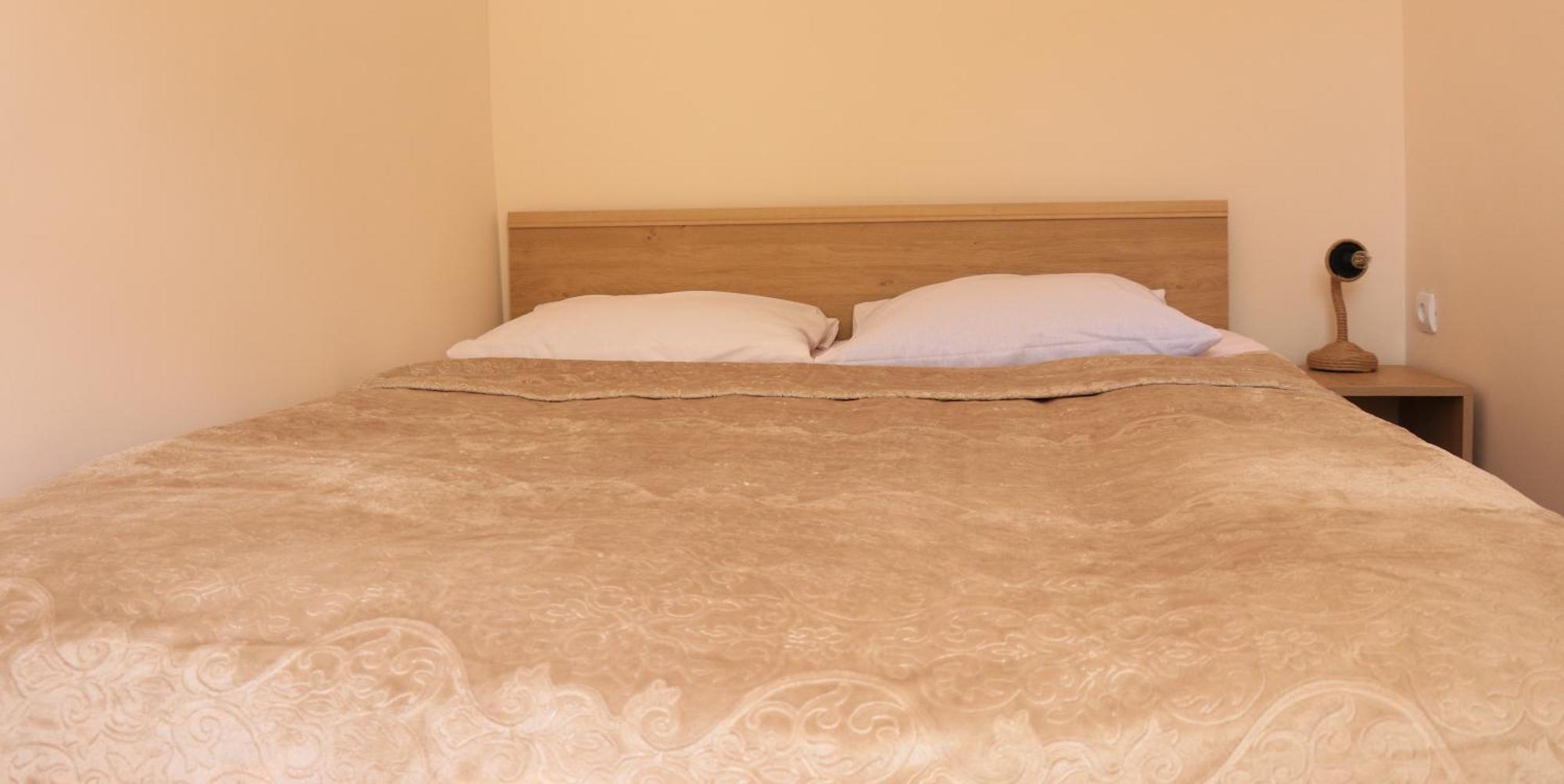 Legend Guest House Artabuynk Ngoại thất bức ảnh