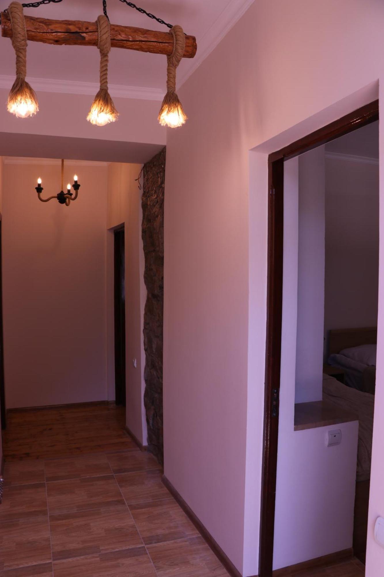 Legend Guest House Artabuynk Ngoại thất bức ảnh