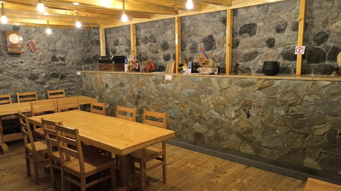Legend Guest House Artabuynk Ngoại thất bức ảnh